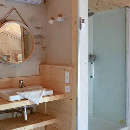 Le Magnan Au Clarou 펜션